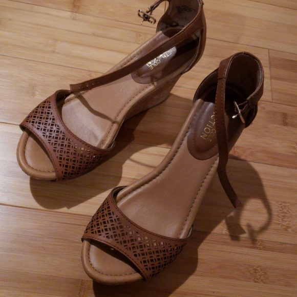 Cork wedges - Picture 3 of 3